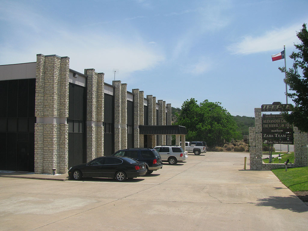 horseshoe-bay-building